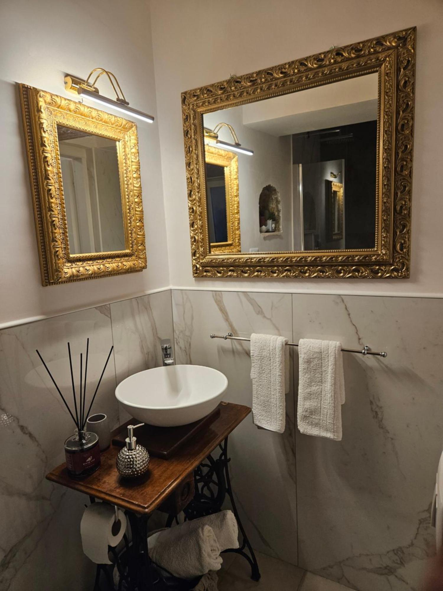 Niloufar Residence Napoli Bagian luar foto
