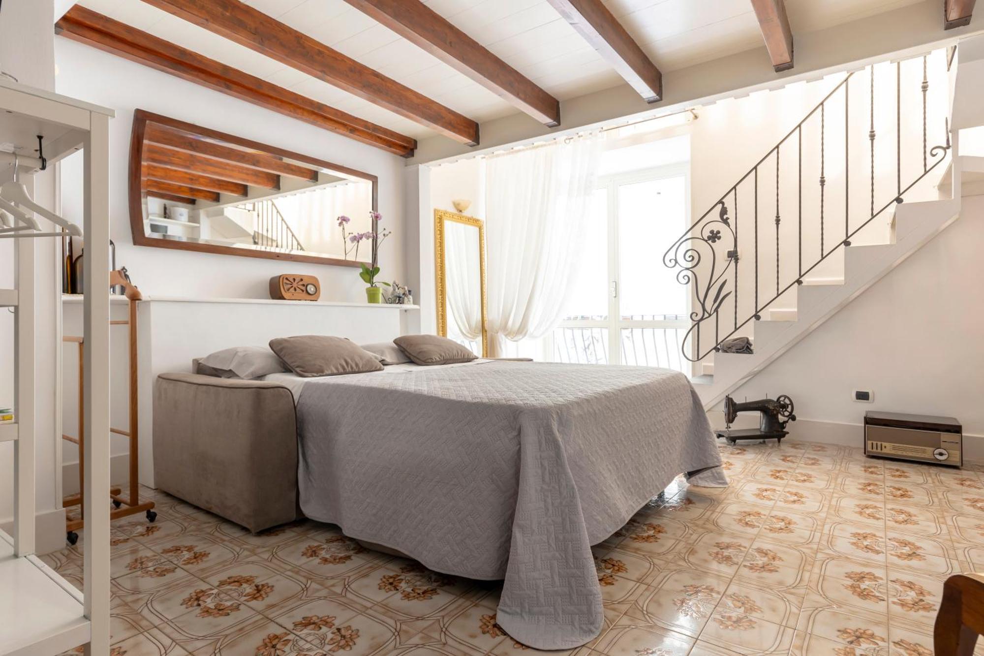 Niloufar Residence Napoli Bagian luar foto
