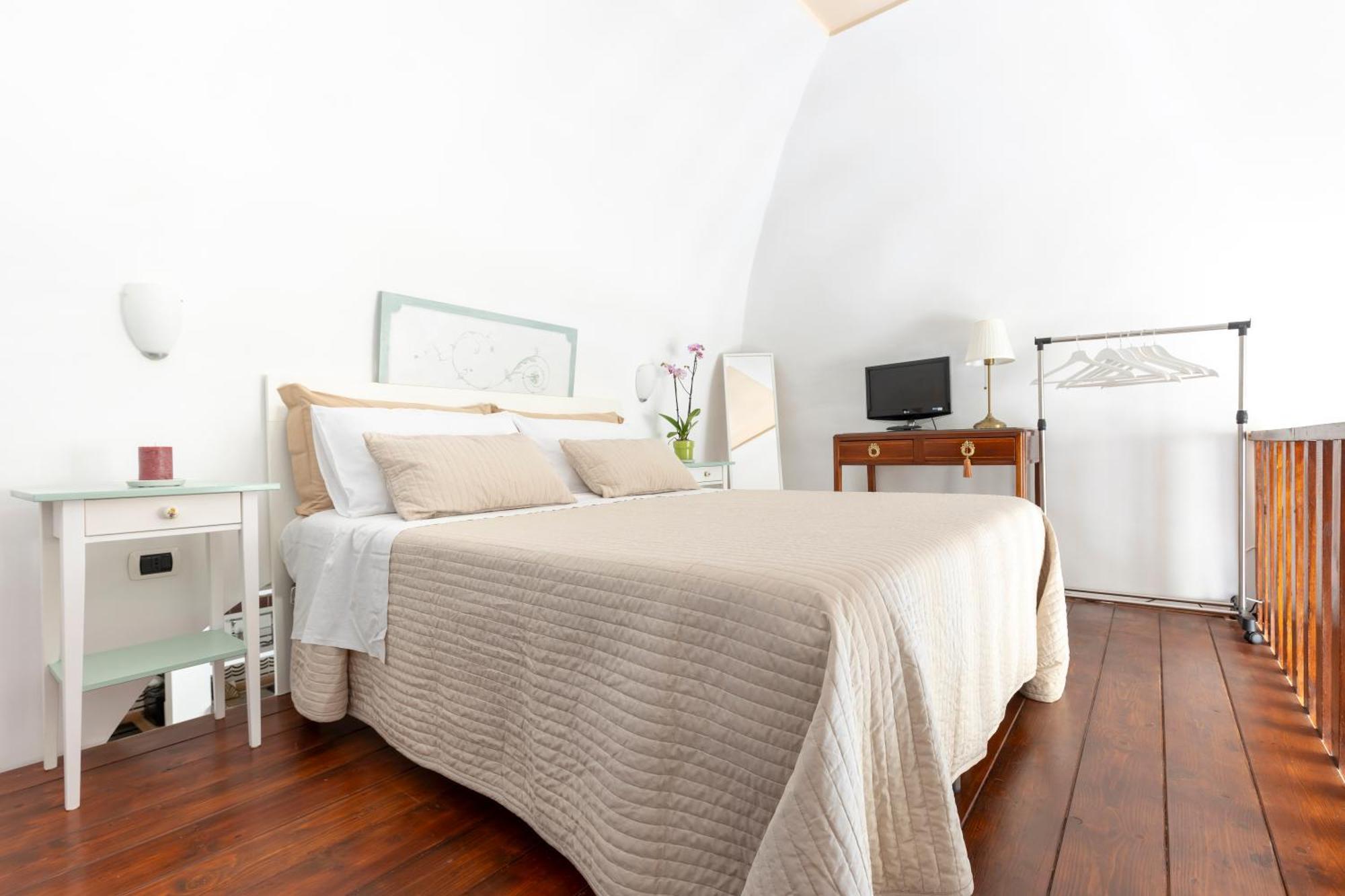 Niloufar Residence Napoli Bagian luar foto