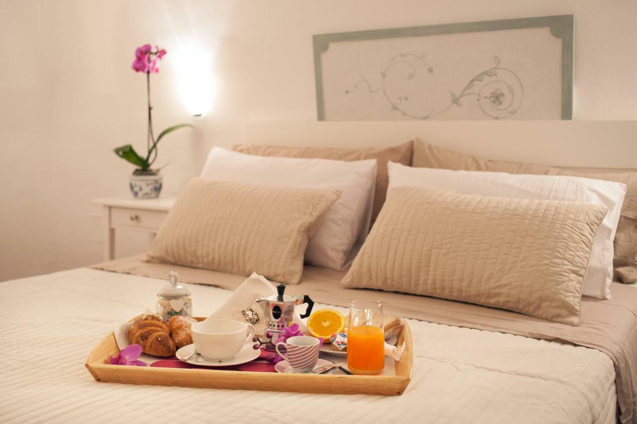 Niloufar Residence Napoli Bagian luar foto