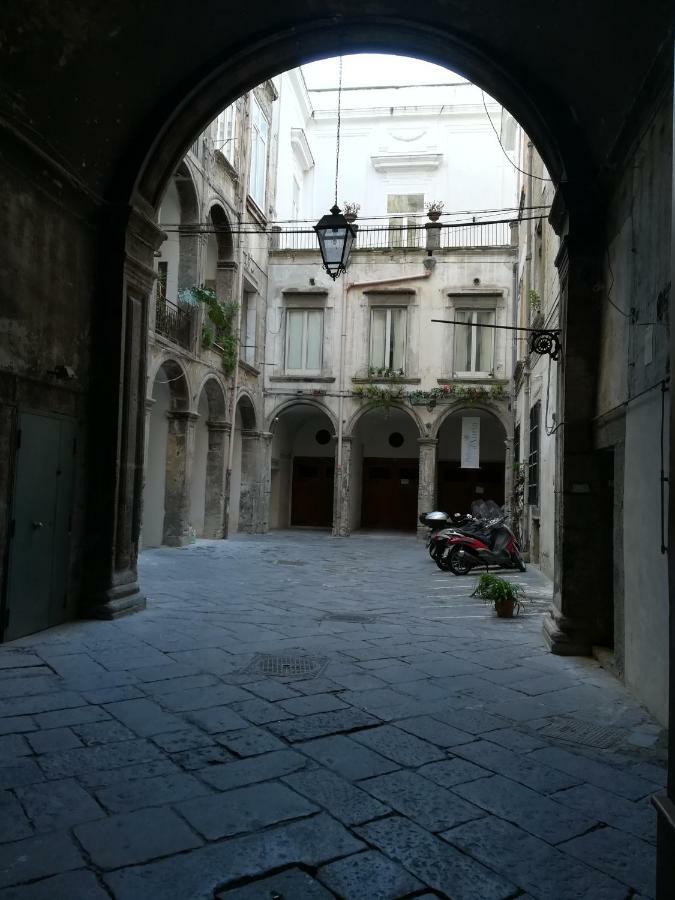 Niloufar Residence Napoli Bagian luar foto